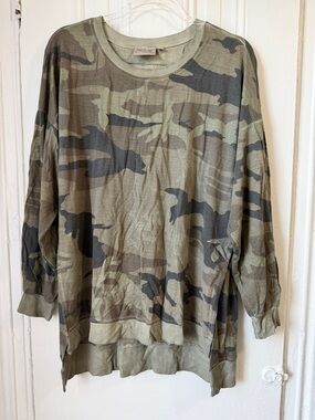 Dantelle Women's Camo Long Sleeve Top